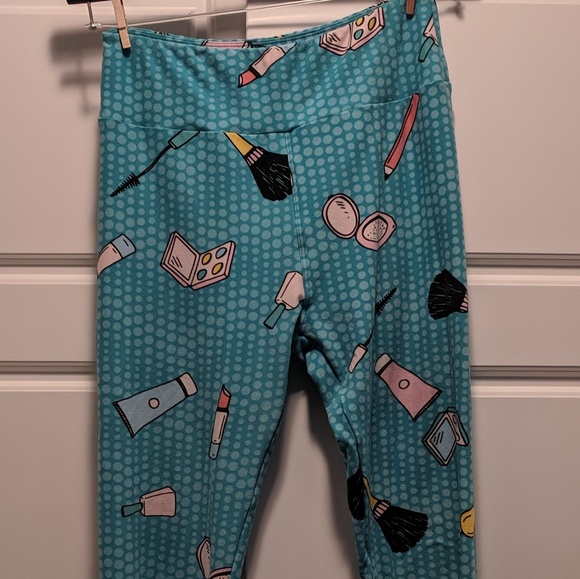 Lularoe turquoise makeup print leggings - Picture 1 of 1